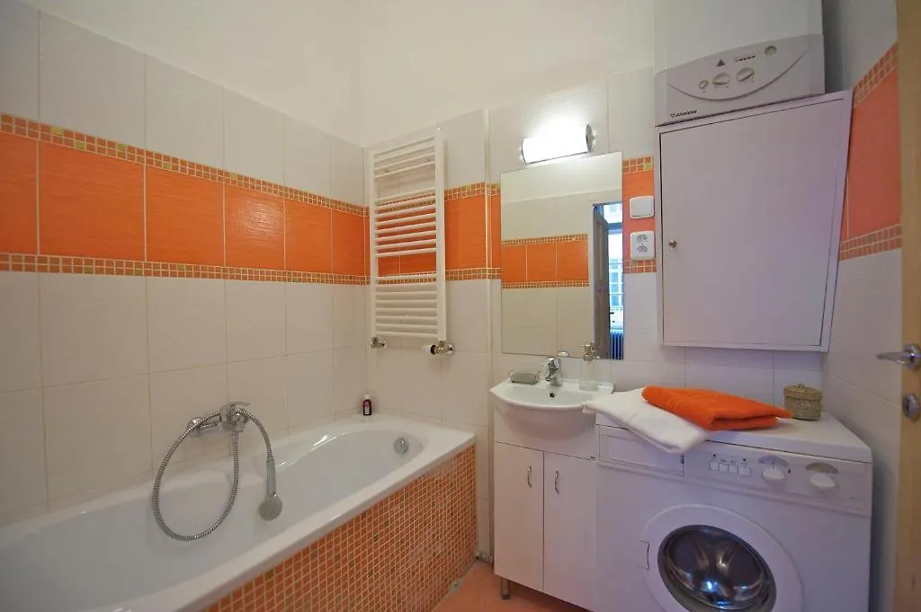 Old Town Apartment Caroli Praga 0*,  Czechy
