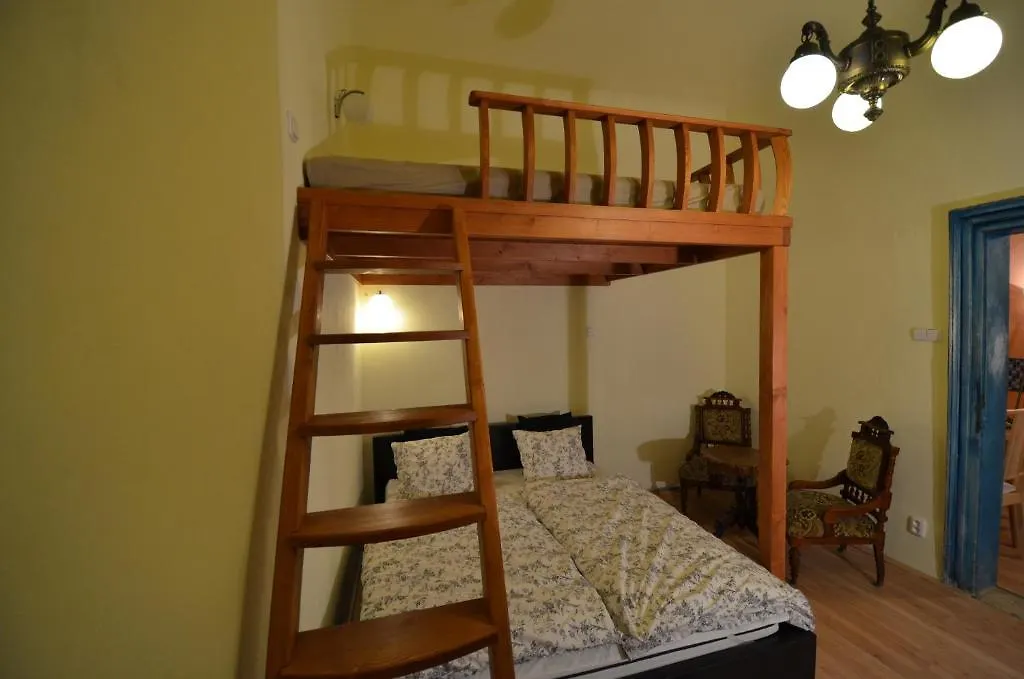 Old Town Apartment Caroli Praga 0*,  Czechy